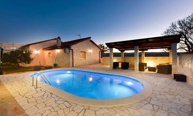 Novigrad Villa | Stone House Captivating Villa in Pridraga, Zadar