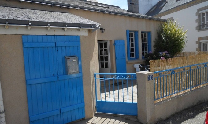 Etel House | Stone house near port and beaches - 2 bedrooms - Up to 4 guests