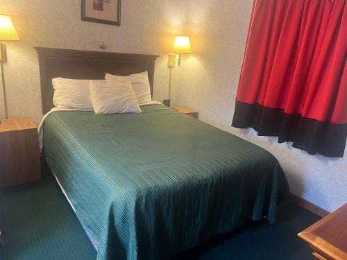 Franconia Hotel | Stonybrook Motel & Lodge