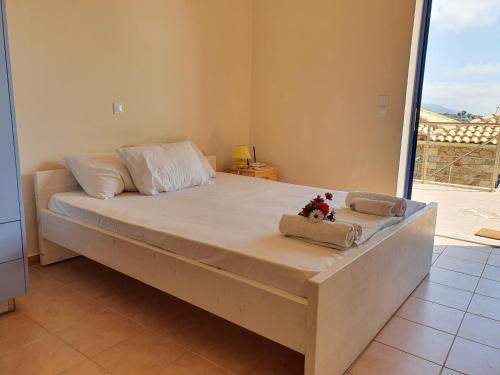 Lefktro Apartment | Stoupa Lefktro 3