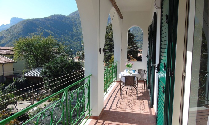 Tramonti Apartment | Strategically located for visiting the beautiful Amalfi Coast and its surroundings.