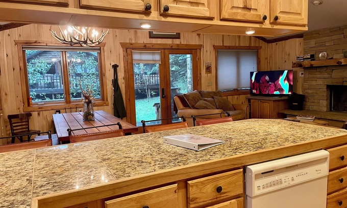 Lyons Cabin | Streamside Cabin nestled in Rock Canyon Walls with Creek flowing through it