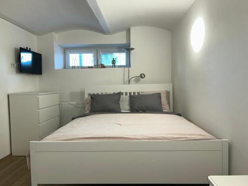 Breclav Apartment | Stromořadní 17