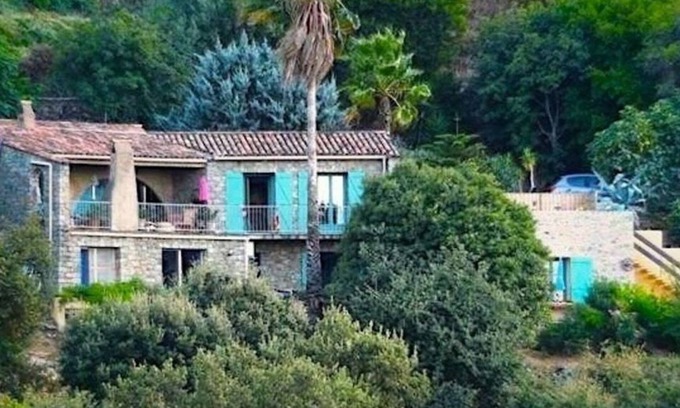 Santa-Reparata-di-Balagna Apartment | Studio in the Villa Sorbo
