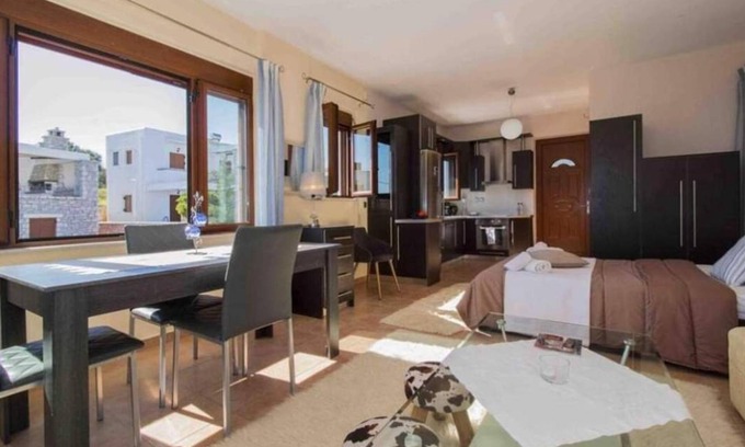 Mavrovouni Apartment | Studio με θέα θάλασσα και ουρανό!