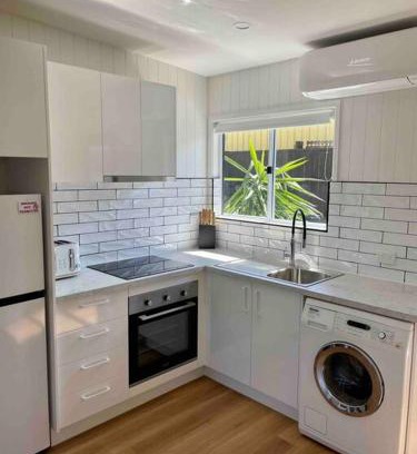 Boreen Point Apartment | Studio 2 Boreen Point Boutique Accommodation