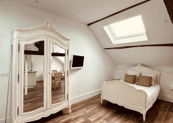 Ardenne Metropole Apartment | Studio 3 du SPA Célinie