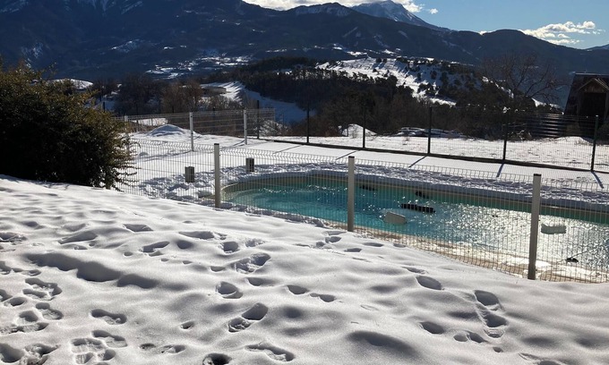 Prunieres Apartment | Studio 4 pers vue Lac Serre-Ponçon à Prunières dans les Hautes-Alpes petit prix