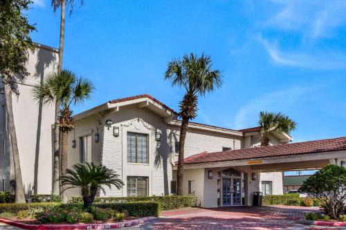 Baytown Hotel | Studio 6 Baytown, Tx - Garth Road