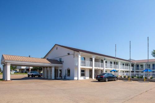 Bryan Hotel | Studio 6-Bryan, TX - University Area