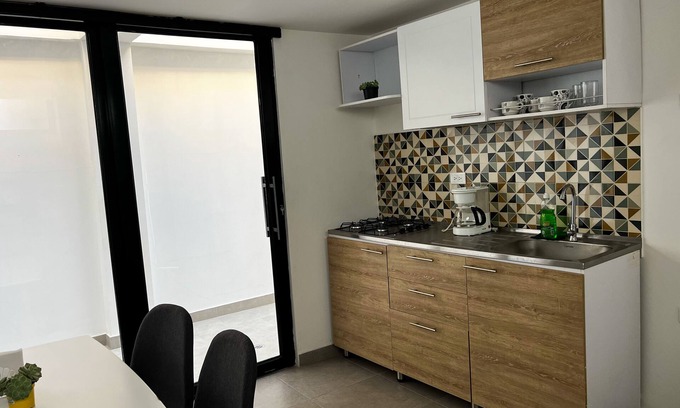 Ipiales Apartment | Studio apartment/Av. The slabs