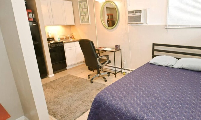 South Bend Apartment | Studio apartment close to Notre Dame! (1309.3)