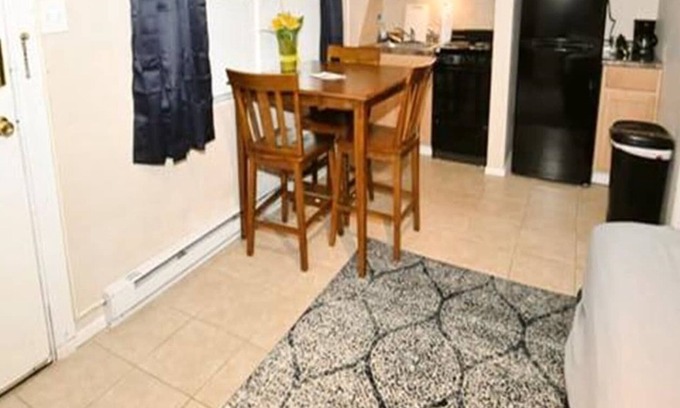 South Bend Apartment | Studio apartment close to Notre Dame (1309.4)