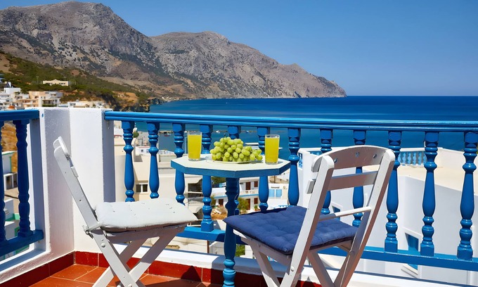 Diafani Apartment | Studio Apartment 'Double No 2' with Sea View, Wi-Fi and Air Conditioning