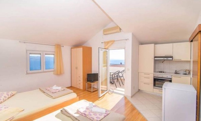 Dugi Rat Apartment | Studio apartment in Dugi Rat with Seaview, Terrace, Air condition, WIFI (5113-1)