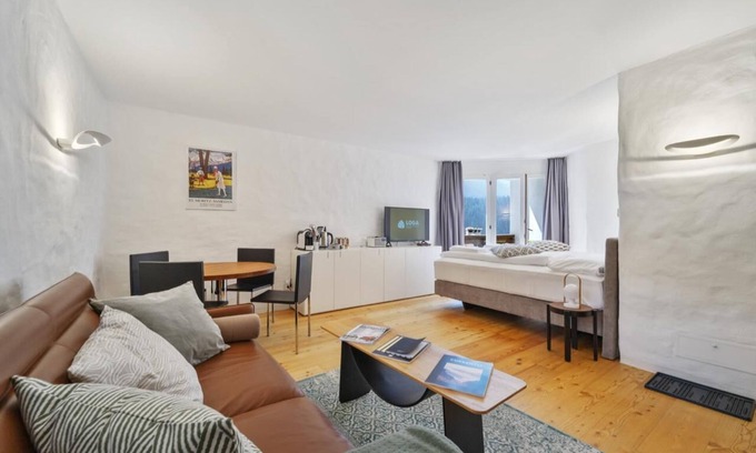 Champfer Apartment | Studio apartment on the 3rd floor with balcony, approx.