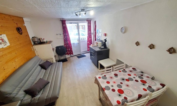 Jassat Apartment | Studio au coeur de Murol, village médiéval