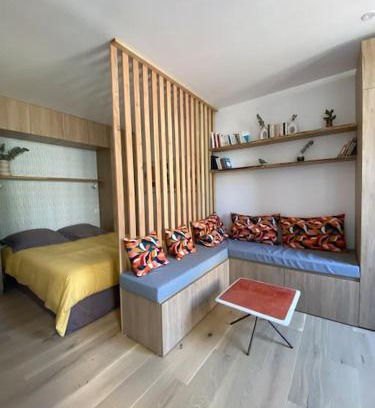 Nontron Apartment | Studio avec terrasse