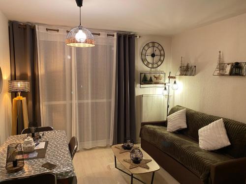 Saint-Etienne-en-Devoluy Apartment | Studio avec vue sur les pistes