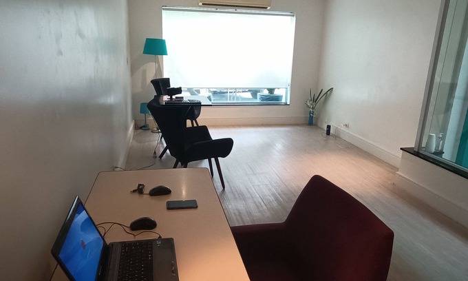 Itaim Bibi Apartment | Studio space (up to 2 people) in an upscale and safe neighborhood!