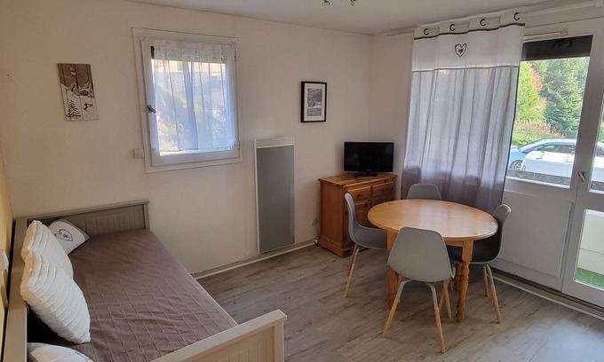 Font-Romeu-Odeillo-Via Apartment | Studio cabine, Balcon SUD, Quiet area, Garage