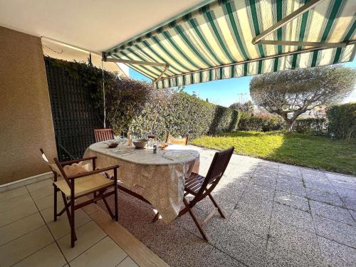 Cavaliere Apartment | Studio/Cabine à 80m de la plage avec Terrasse, Jardinet et Garage - Cavalaire - FR-1-226B-140