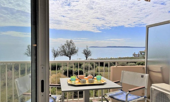 Le Lavandou Apartment | Studio cabine 4 pers, climatisé, parking, plage à pied - Le Lavandou - FR-1-251-509