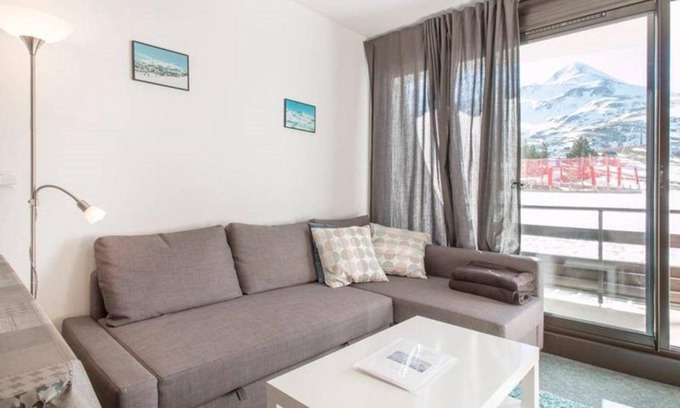 Arette Apartment | Studio cosy pour 4 avec balcon et Wi-Fi, accès direct aux pistes - FR-1-602-59