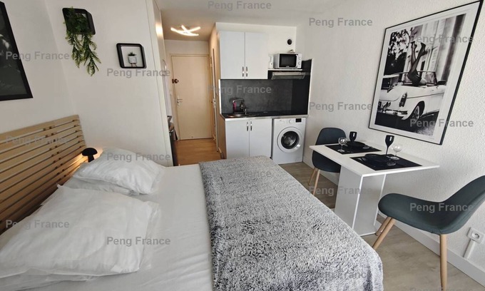 Naturist Village Apartment | Studio Elixir