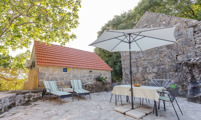 Gata Apartment | Studio flat with air-conditioning Gata, Omiš (AS-6033-a)