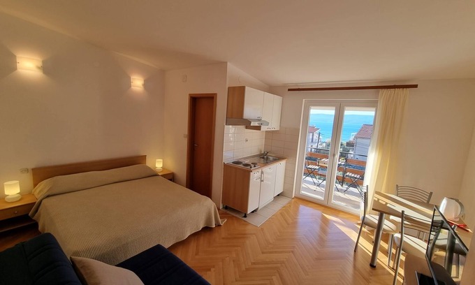 Duce Apartment | Studio flat with air-conditioning Duće, Omiš (AS-2821-a)