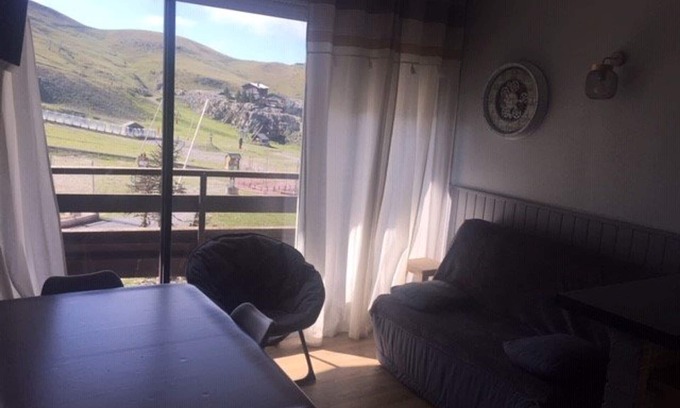 Arette Apartment | Studio for 6 near slopes and shops - Balcony - Free Parking