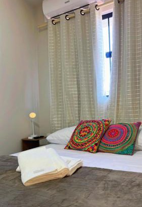 Amarelo Apartment | Studio Gilberto Machado