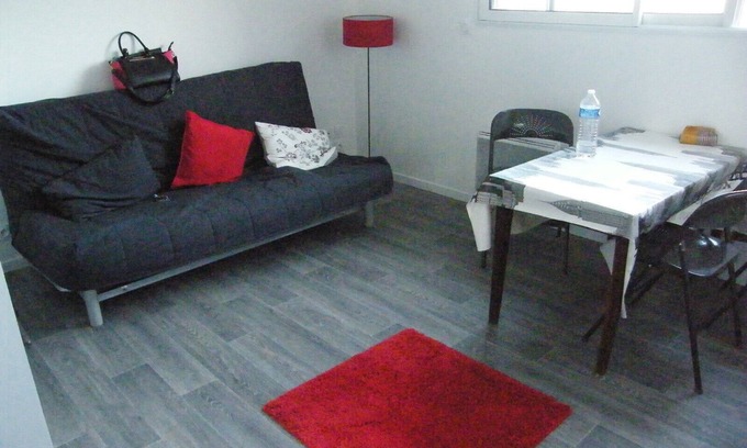 Langueux Apartment | Studio in Baie de St Brieuc