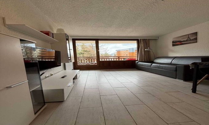 Les Deux Alpes Apartment | Studio in Les 2 Alpes near Ski Slopes