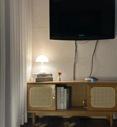 Hang Bai House | Studio in the central of Hanoi