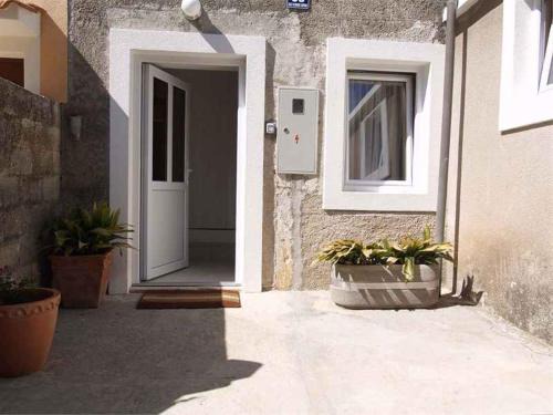 Veli Losinj Apartment | Studio in Veli Losinj 14957