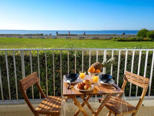 Quiberon Apartment | Studio Les Trois Iles-6 by Interhome
