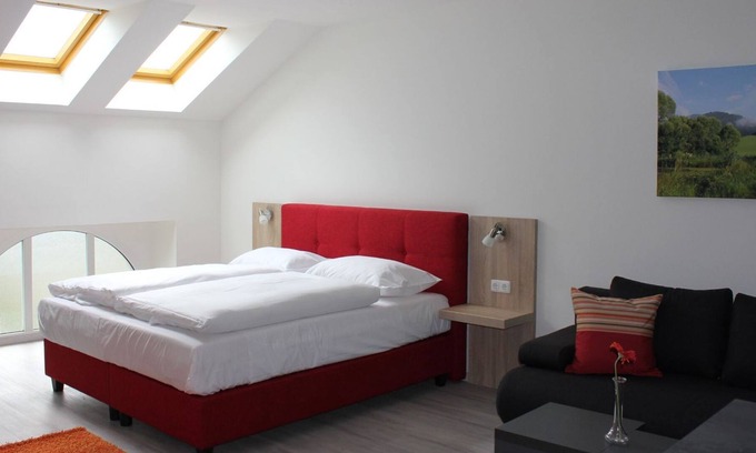 Fohnsdorf Cottage | Studio mit 1 Schlafraum, Obergeschoss, Bad, WC - Gästehaus Karl August