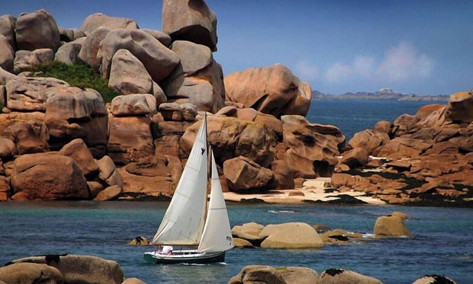 Perros-Guirec Apartment | Studio n°2 - Large apartment - Perros-Guirec - Port de Ploumanac'h.