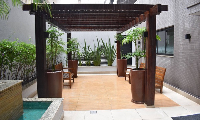 Cristo Rei Apartment | Studio near Botanical Garden
