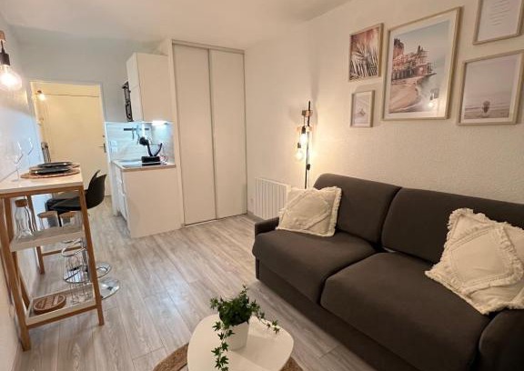 Riquier Apartment | Studio Nice port