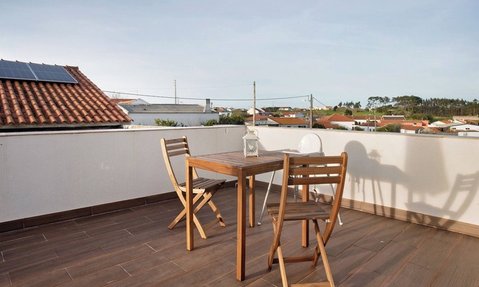 Famalicao Apartment | Studio 'Quinta Dos Raposos - Villa Terra' with Shared Pool, Shared Terrace and Wi-Fi