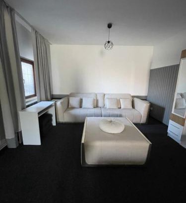 Ramnicu Valcea Apartment | Studio Rm Vâlcea