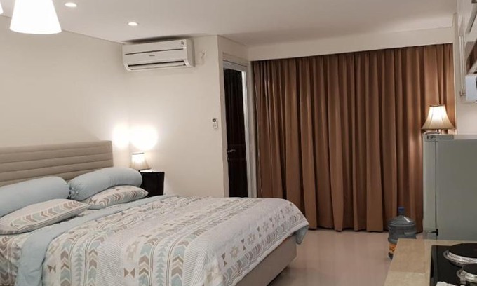 Semarang Hotel | Studio Room at Sentraland Apartment (Lt.19)