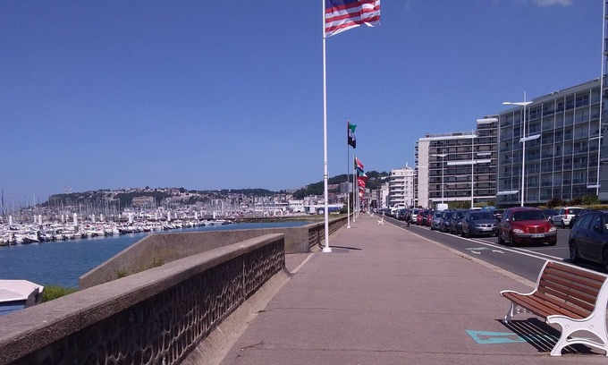 Le Port Apartment | Studio, Sea view, Le Havre Beach