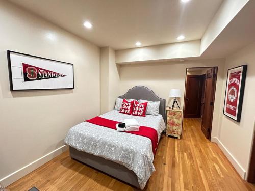 College Terrace Apartment | Studio- Steps from Stanford & Close to Everything!