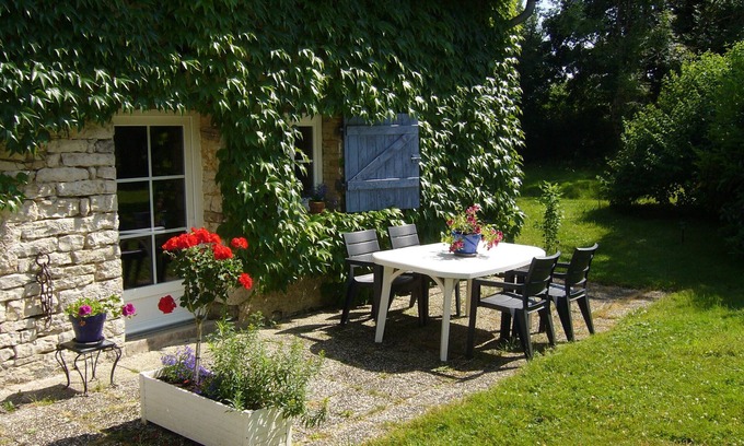 Plumont Apartment | Studio 'the hedgehog' in a renovated farmhouse, between Dole and Besançon