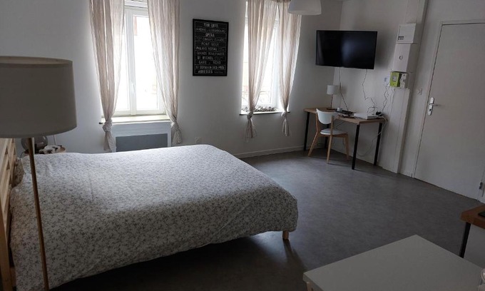 Corny-sur-Moselle Apartment | Studio tout confort