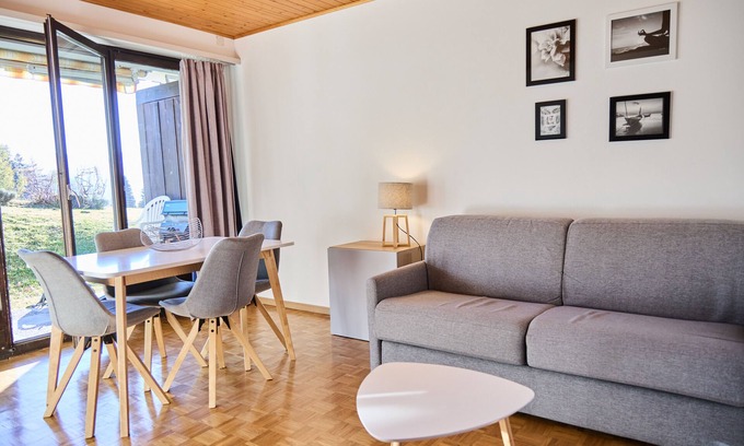 Villars-sur-Ollon Apartment | Studio with a real ski In/out